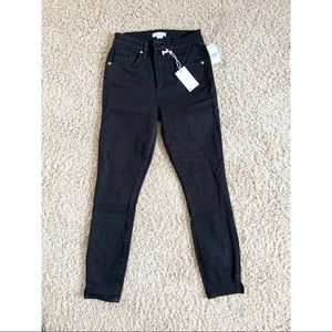 Good American GOOD WAIST CROP SIDE SLIT in Black 001